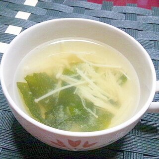 鶏ささみのうまみたっぷり★わかめスープ